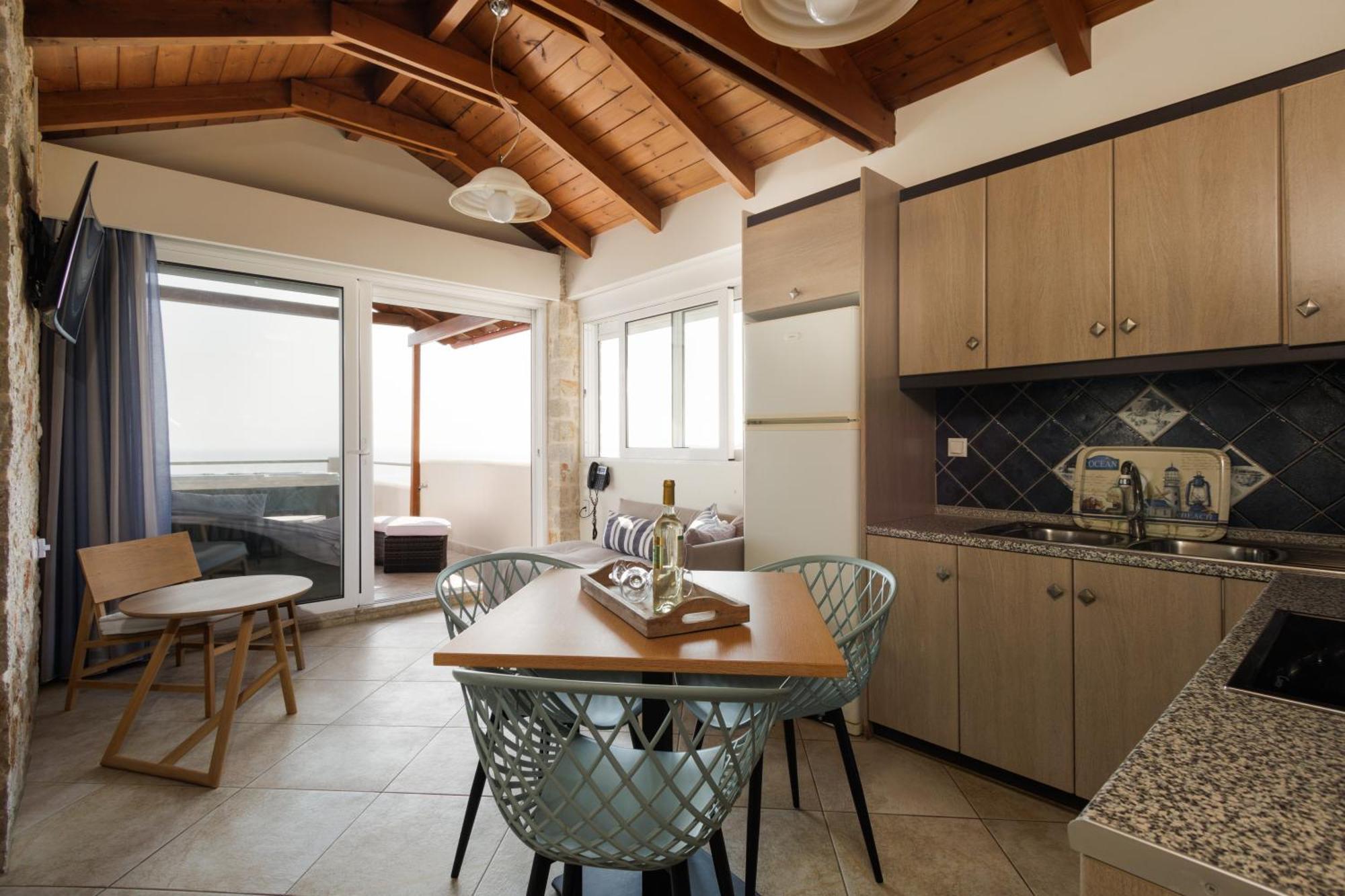 Blue Horizon Suites Paralio Astros Ngoại thất bức ảnh