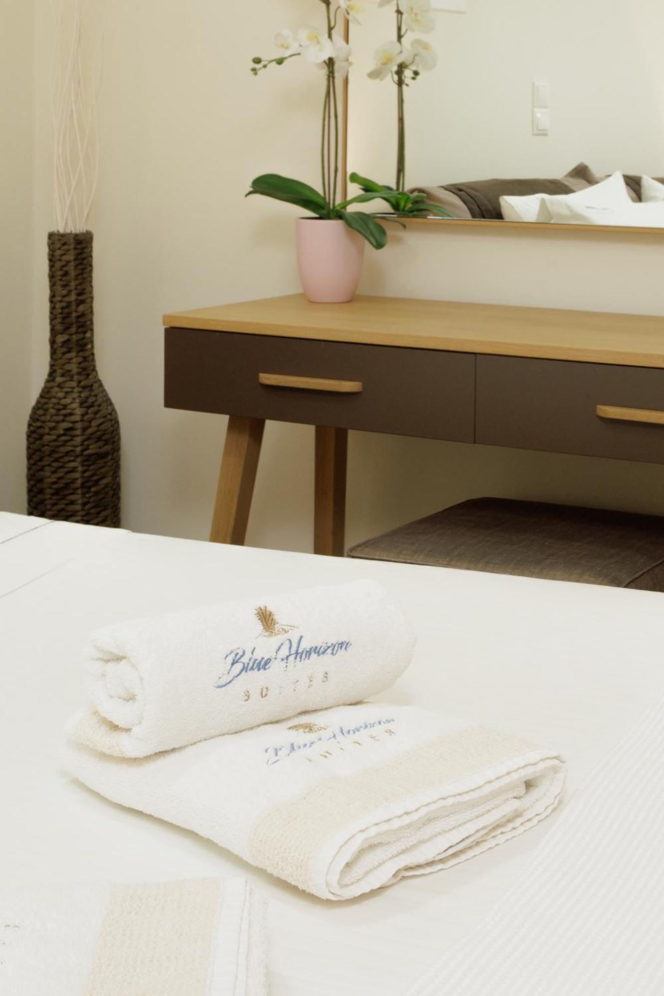 Blue Horizon Suites Paralio Astros Ngoại thất bức ảnh