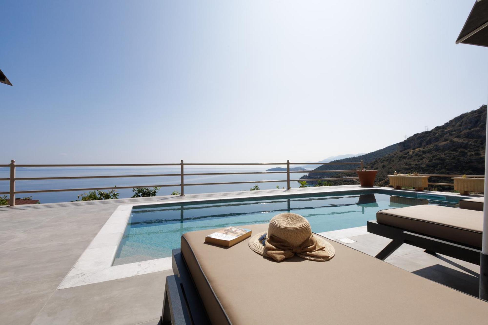 Blue Horizon Suites Paralio Astros Ngoại thất bức ảnh